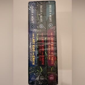The Last Kids on Earth Book Set by - Multicolor